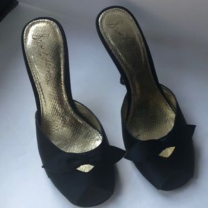 Sam Edelman Black peep toe pumps with bow
